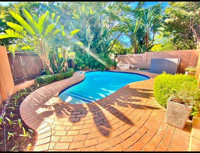 1 BEDROOM APARTMENT FOR SALE IN PINESLOPES
